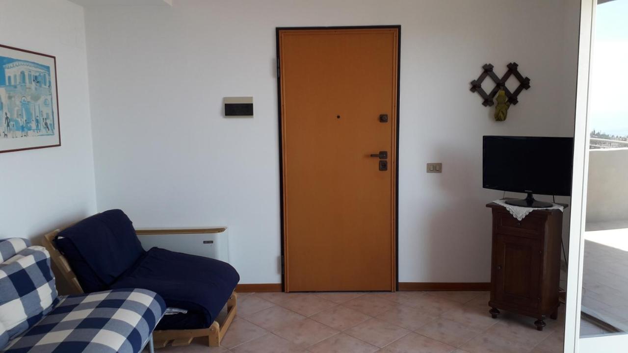Appartamento Incantevole A Taormina - Casa Ninetta Exterior photo